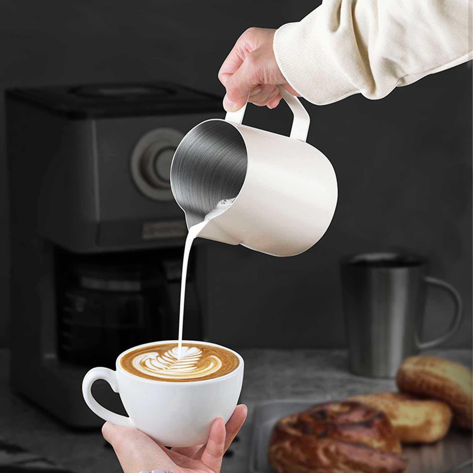 tainless Steel Milk Frother Cup Steaming Pitchers Coffee Foam Making