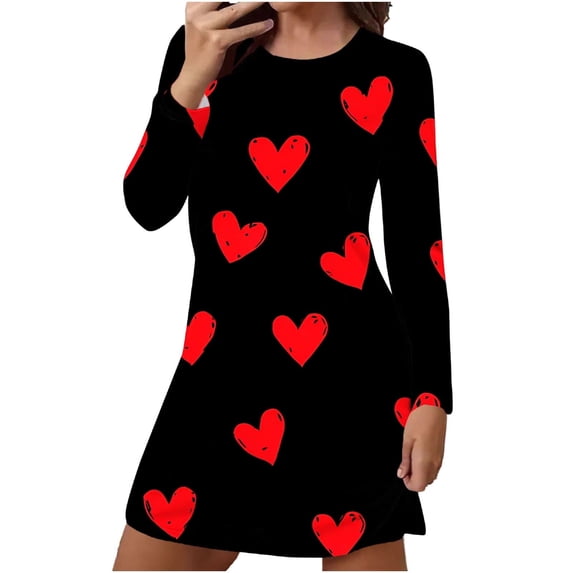 Dlentnea Nightgown for Women Long Sleeve Sleepshirts Heart Graphic Valentine's Day Sleepdress Loose Comfy Pajama Dress