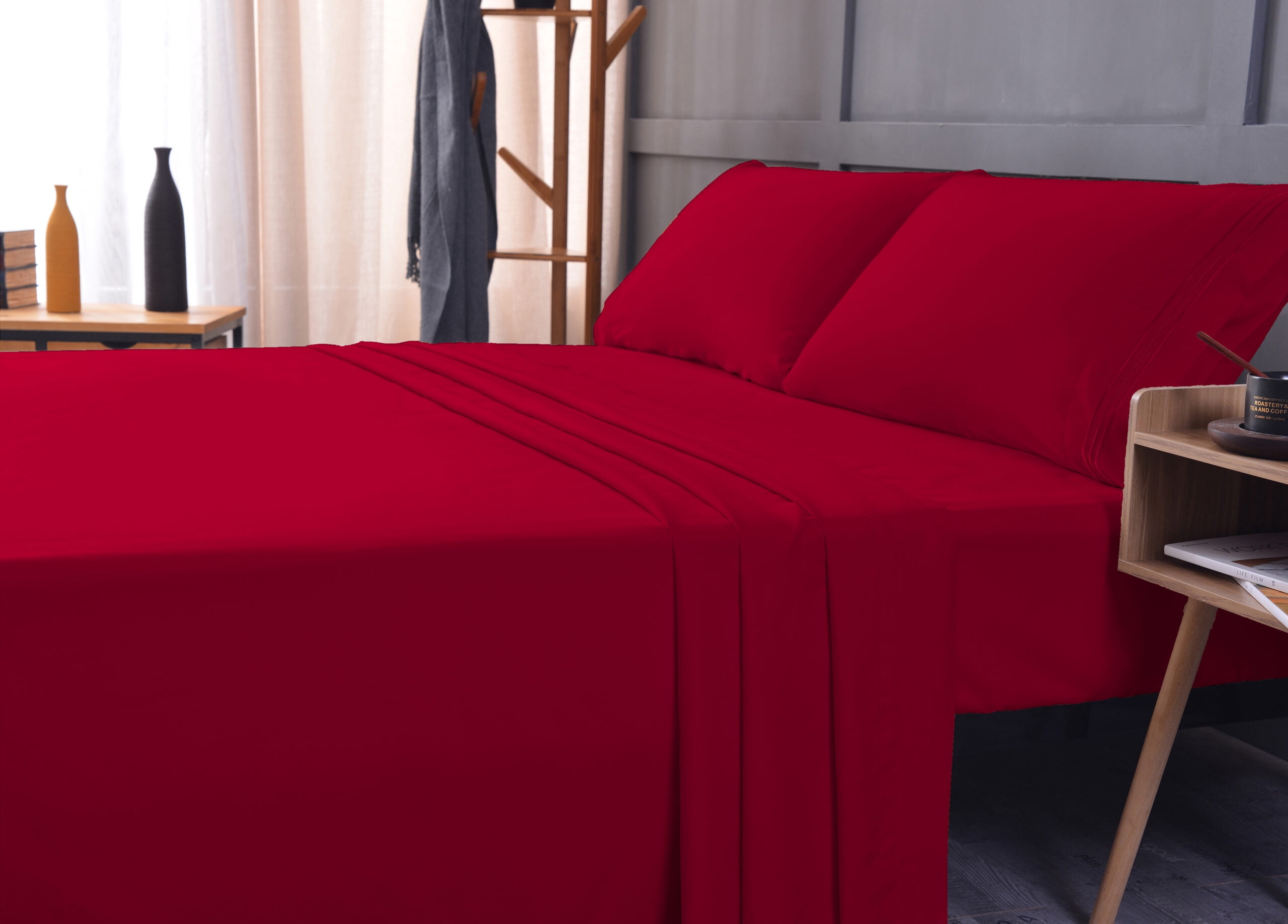 the Season Essentials Wrinkle Free Sheet Sets with Deep Pockets & Stain Resistant, 4 pc, 1800 Thread Count Bamboo Based – Red, Split King