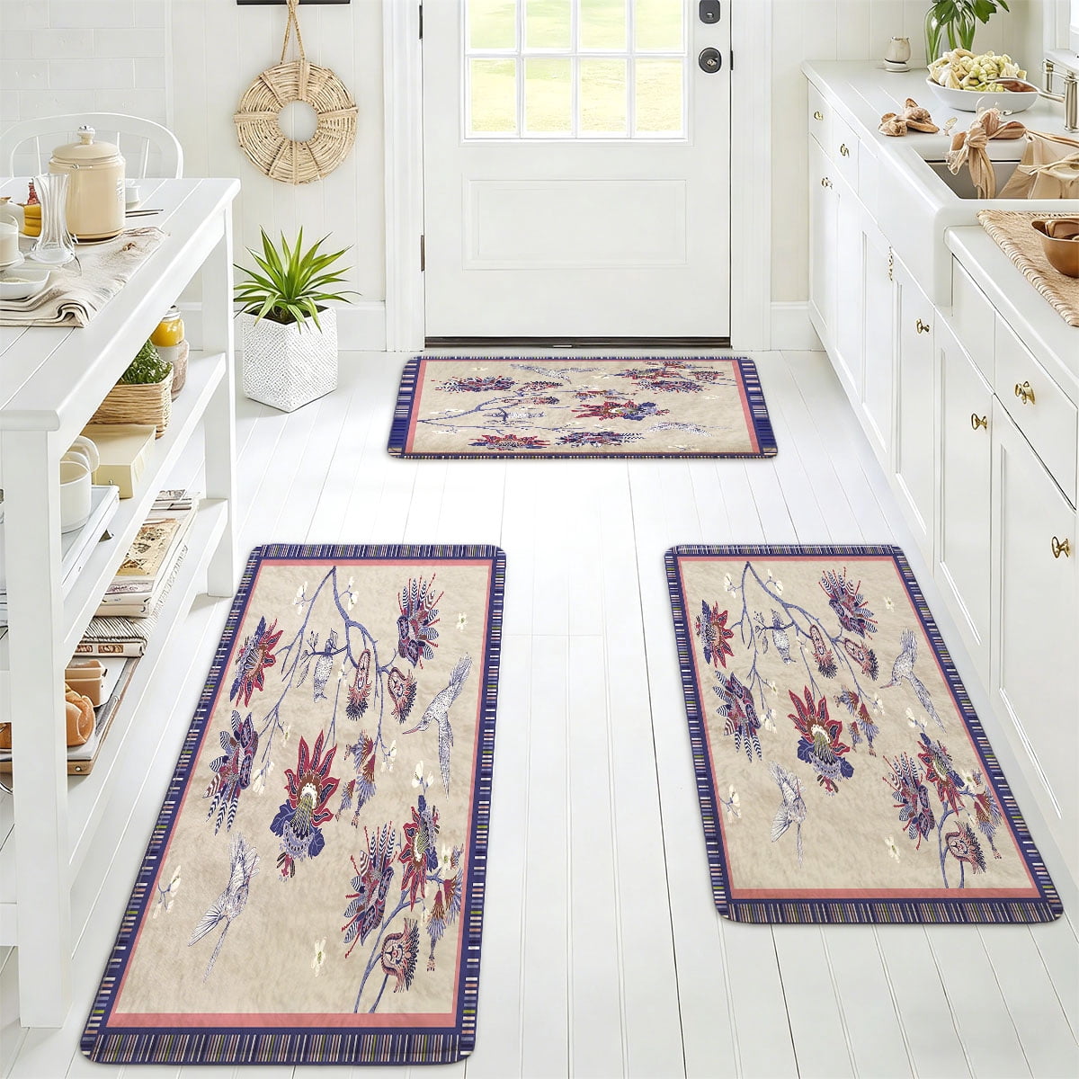 Flenno Rug This three-piece flannel rug set is made of soft material, features a ...