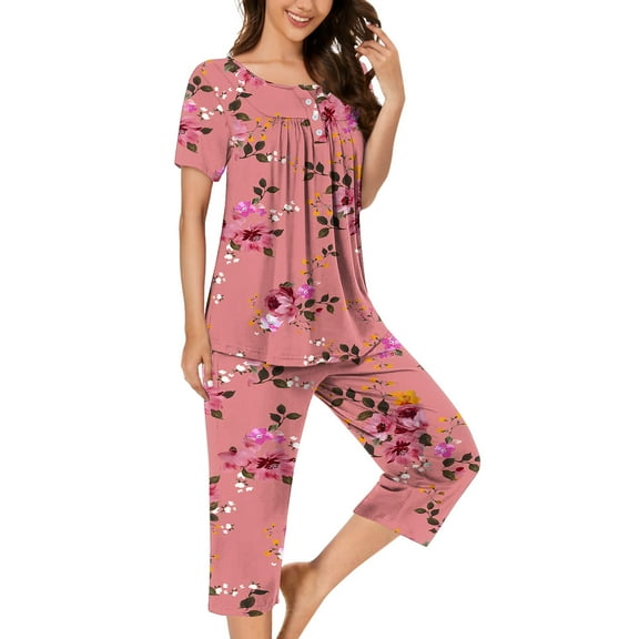 uublik Plus Size Pajamas for Women Set Short Sleeve Sleepwear Tops and Capri Pants Pjs Print Pajama Sets