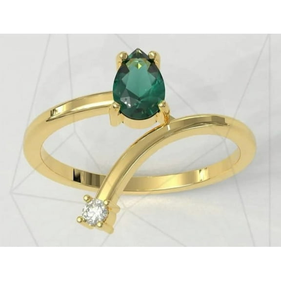 vintage Emerald Ring Pear Shape Lab Emerald Diamond Ring Solid 925 Silver Tear Drop Emerald Ring Promise Ring May Birthstone Women Gifts.