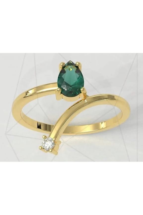 vintage Emerald Ring Pear Shape Lab Emerald Diamond Ring Solid 925 Silver Tear Drop Emerald Ring Promise Ring May Birthstone Women Gifts.