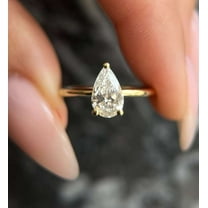 vylahjewellery 1 Ct Pear Cut Diamond Solitaire Engagement Ring 14k Gold Proposal Ring for Her