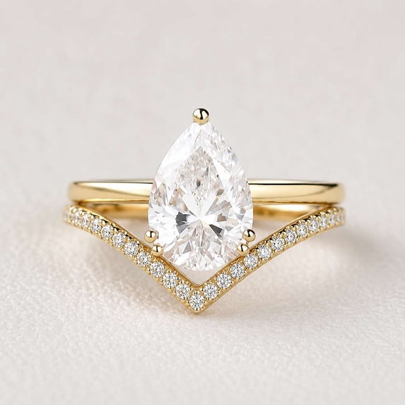 vylahjewellery 10K Yellow Gold Vermeil Pear Shaped Solitaire Engagement Ring with Pave Wedding Band, Moissanite Antique Promise Ring for Her