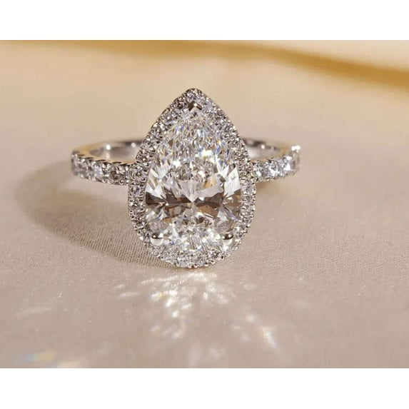 vylahjewellery 2.50 CT Pear Cut Halo Anniversary Ring 14K Rose Gold Ring Moissanite Diamond Proposal Ring for Her