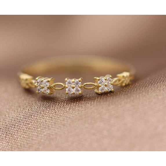 vylahjewellery Beautiful 1 CT Round Cut Moissanite Diamond Ring 14K Yellow Gold Engagement Ring Gift for Special One