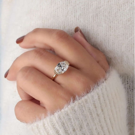 vylahjewellery Elegant Oval Cut Engagement Ring for Women Minimalist Moissanite Wedding Ring 14K Vermeil Yellow Gold Promise Ring Unique Anniversary Rings