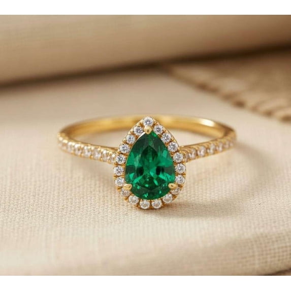 vylahjewellery Green Pear Shape Engagement Ring with Halo Setting Diamond Accent Promise Ring Elegant Wedding Bridal Jewelry 10K Vermeil Yellow Gold Engagement Ring