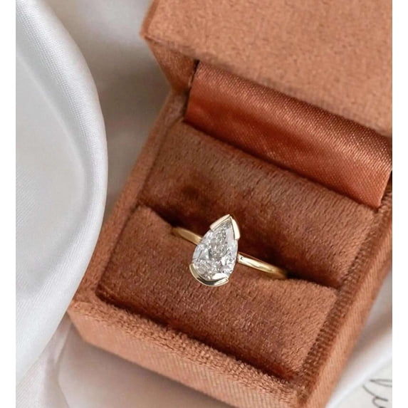 vylahjewellery Half Bezel Pear Cut Diamond Engagement Anniversary Ring for Women 10K Vermeil Yellow Gold Mother's Day Ring Unique Moissanite Proposal Handmade Jewelry