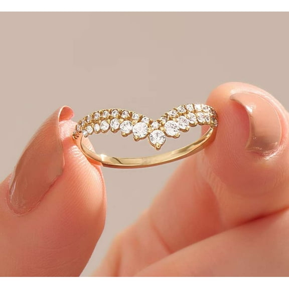 vylahjewellery Handmade Round Cut V Shaped 14K Yellow Gold Enagagement Ring 2 CT Moissanite Diamond Ring