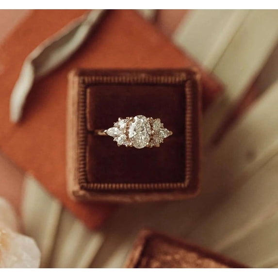 vylahjewellery Luxury 10K Vermeil Yellow Gold Mother's Day Ring Brilliant Oval Diamond Wedding Anniversary Ring Moissanite Promise Engagement Handmade Jewelry