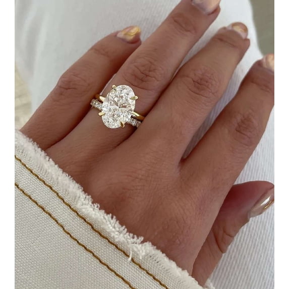 vylahjewellery Oval Cut Moissanite Engagement Ring for Women 14K Yellow Gold Vermeil Wedding Ring Pave Band Hidden Halo Solitaire Bridal Ring