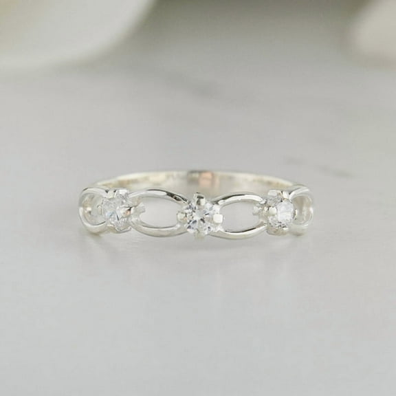 vylahjewellery Plated White Gold Three Round Stones Elegant Engagement Rings Women’s Promise or Stackable Handmade Jewelry Classic Wedding Band Styles