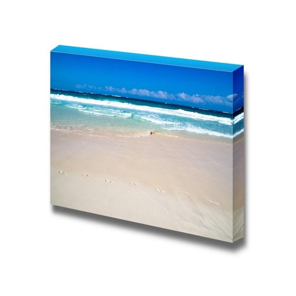 wall26 - Canvas Prints Wall Art - Sandy Beach with Summer Waves | Modern Wall Decor/Home Decoration Stretched Gallery Canvas Wrap Giclee Print. Ready to Hang - 12" x 18"