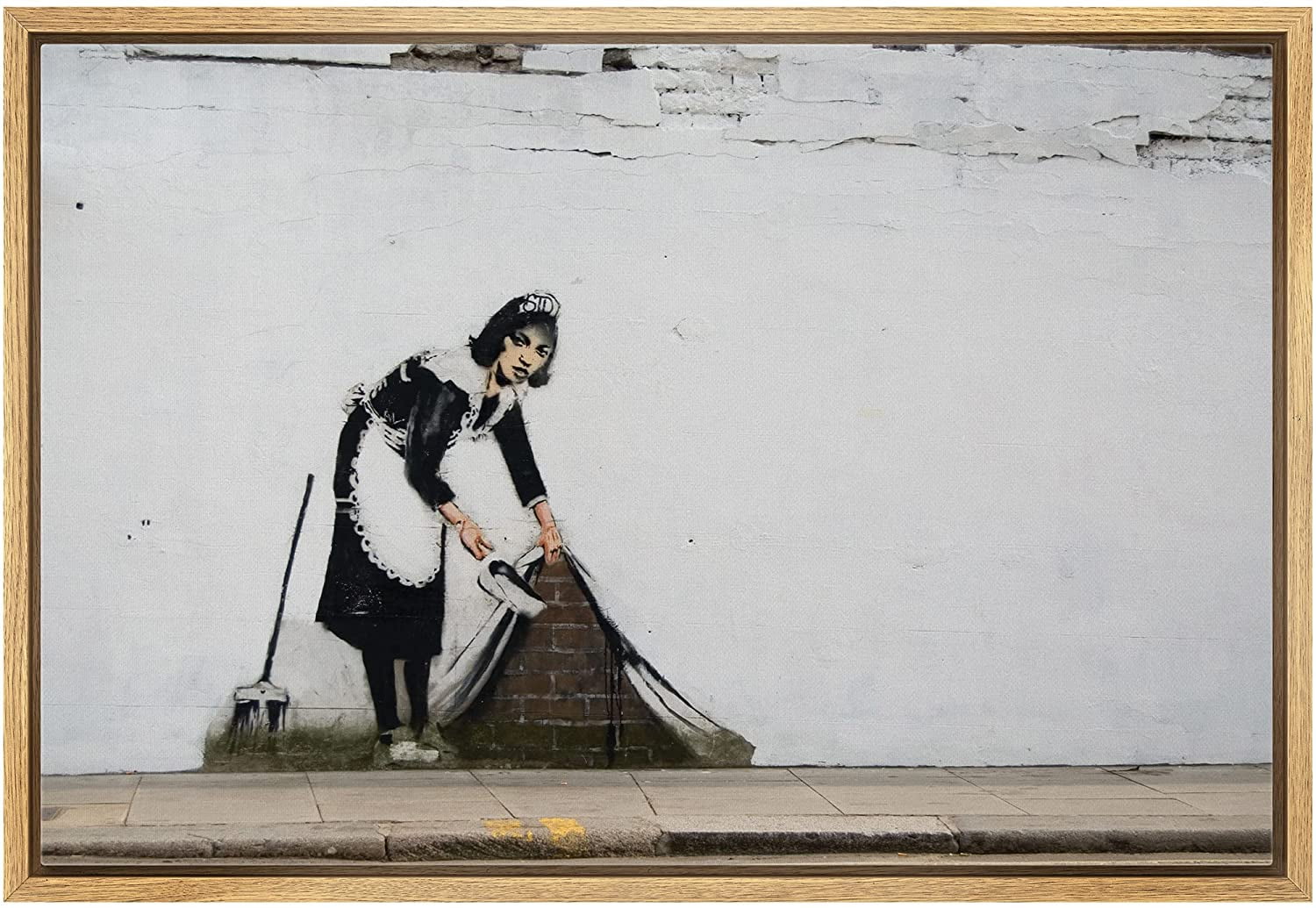 アート+エンタメ banksy disguise kit moco gift shop Banksy Disguise Kit: The guide to looking like the anonymous