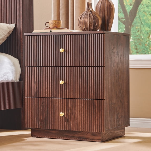 Aitjunz Modern Fluted Nightstand with Charging Station, 21.65" End Table with 3 Drawer, Bedside Table for Bedroom, Living Room
