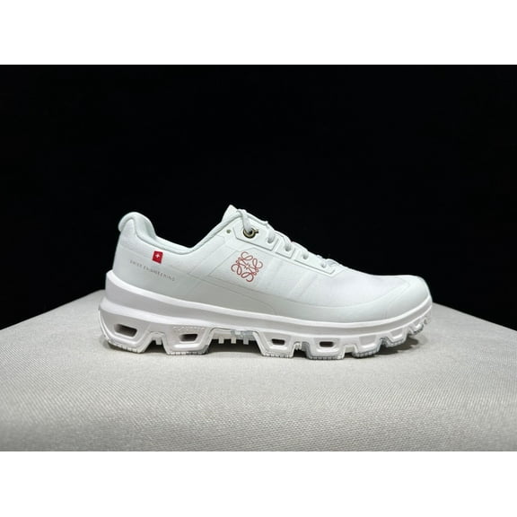 xLOEVE Clouduentrure men's and women's walking shoes