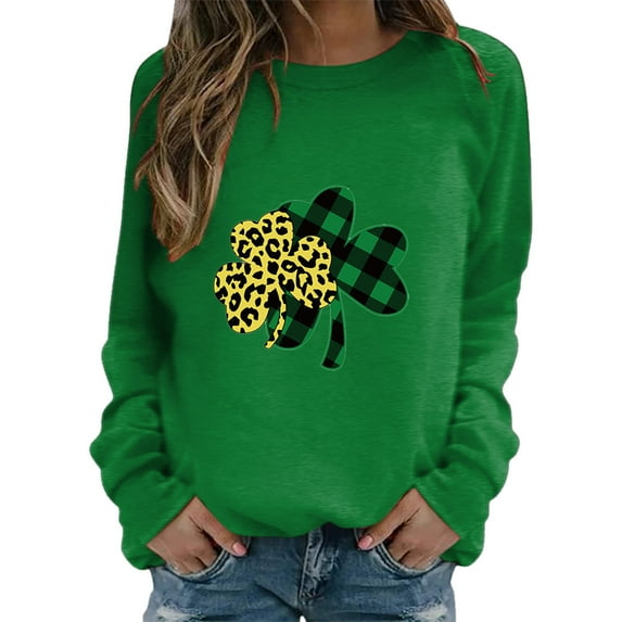 xixinqiwan St Patricks Day Shirt for Women Plus Size,Women Shamrock Heart Shirts Irish Gift Crewneck Casual Loose Fit Tops St Patricks Day Shirt
