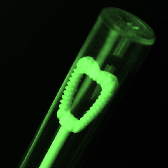 xqxayjr Empty Soap Bottles 12Pcs, Heart-Shaped Bubble Wand Tubes for Wedding Birthday Party Decorations, Plastic Bottles for Home Decor and Party Favors, Romantic Dreamlike Atmosphere Creation