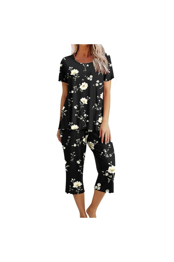 Lounge Sets for Women Floral Printed Short Sleeve Shirts and Capri Pajamas Sets 2 Piece Sleepwear Loungewear