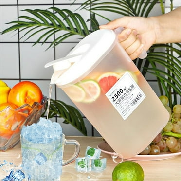 yulier 2.5L Cold Water Kettle Clear Plastic Pitcher with Lid and Handle, Jug for Fridge, Iced Tea Pitcher, Juice Beverage Lemonade Container for Kitchen Home, White