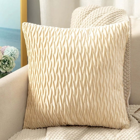 yulier Solid Color Velvet Pleated Throw Pillow Cover, Square Cushion Cover, Soft Decorative Cushion Case Pillow Case for Sofa Couch Bed Living Room Bedroom Office, 18x18 inch