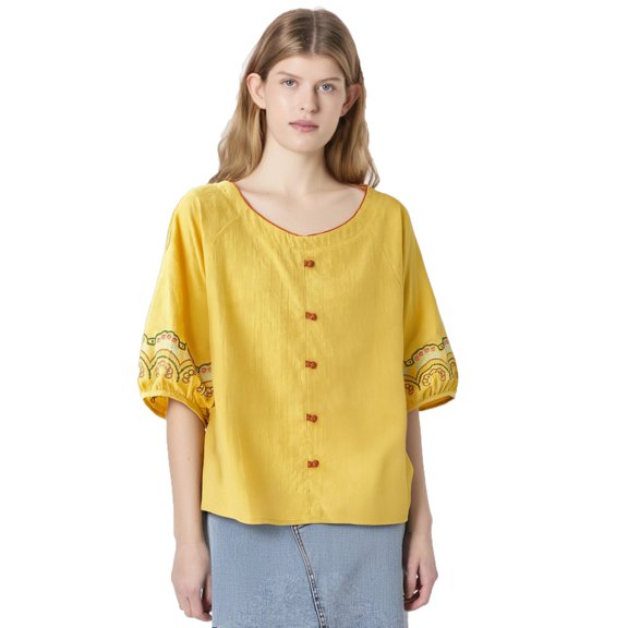 yunLCZ Basic T Shirts Middle Mother's Cotton And Linen Half Sleeved Embroidered Top Loose Summer New Five Quarter Sleeved T Shirt Women's Short Sleeve Shirts Yellow L