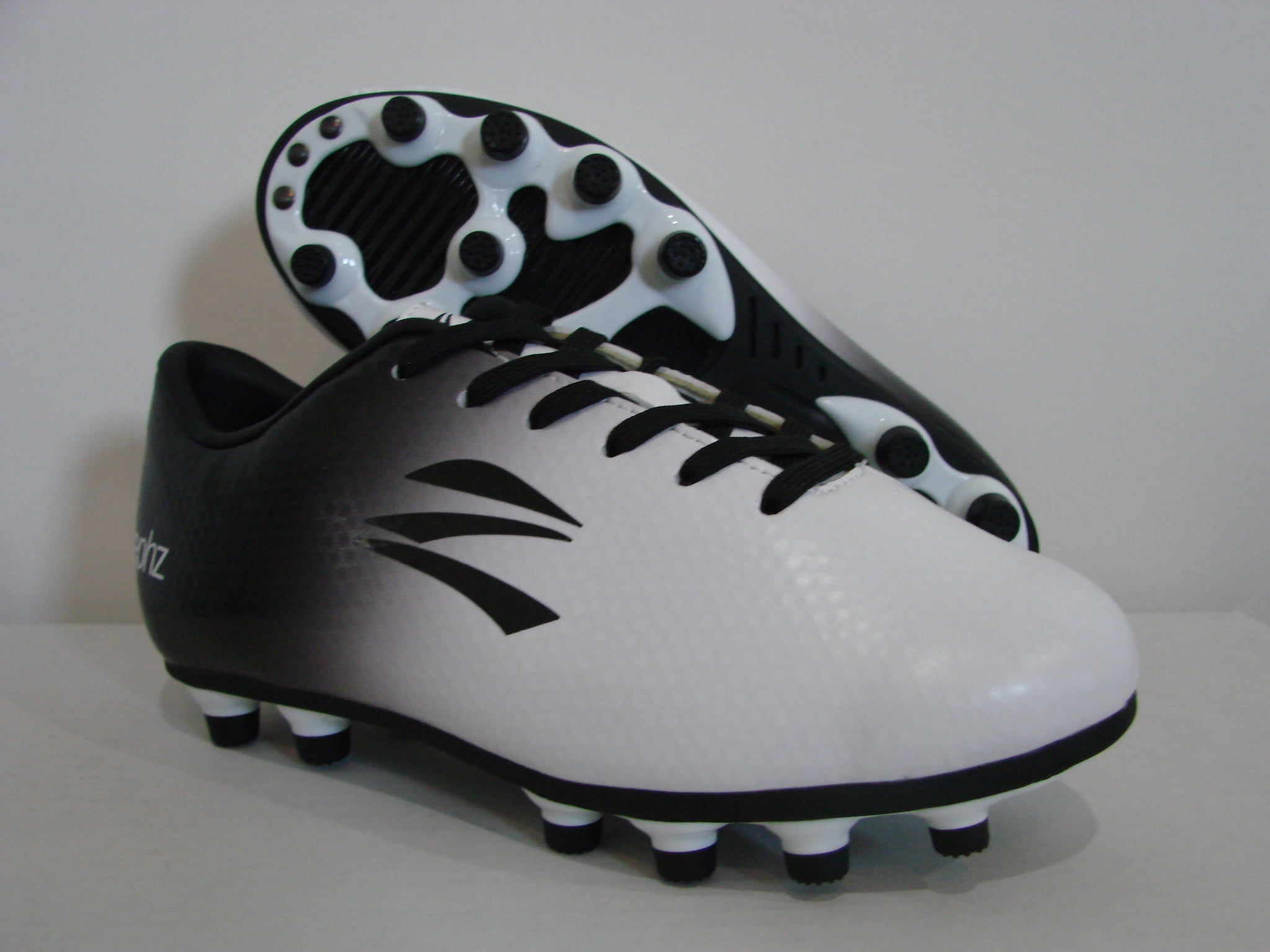 zephz Men's Wide Traxx Soccer Cleat White/Black, 12EE
