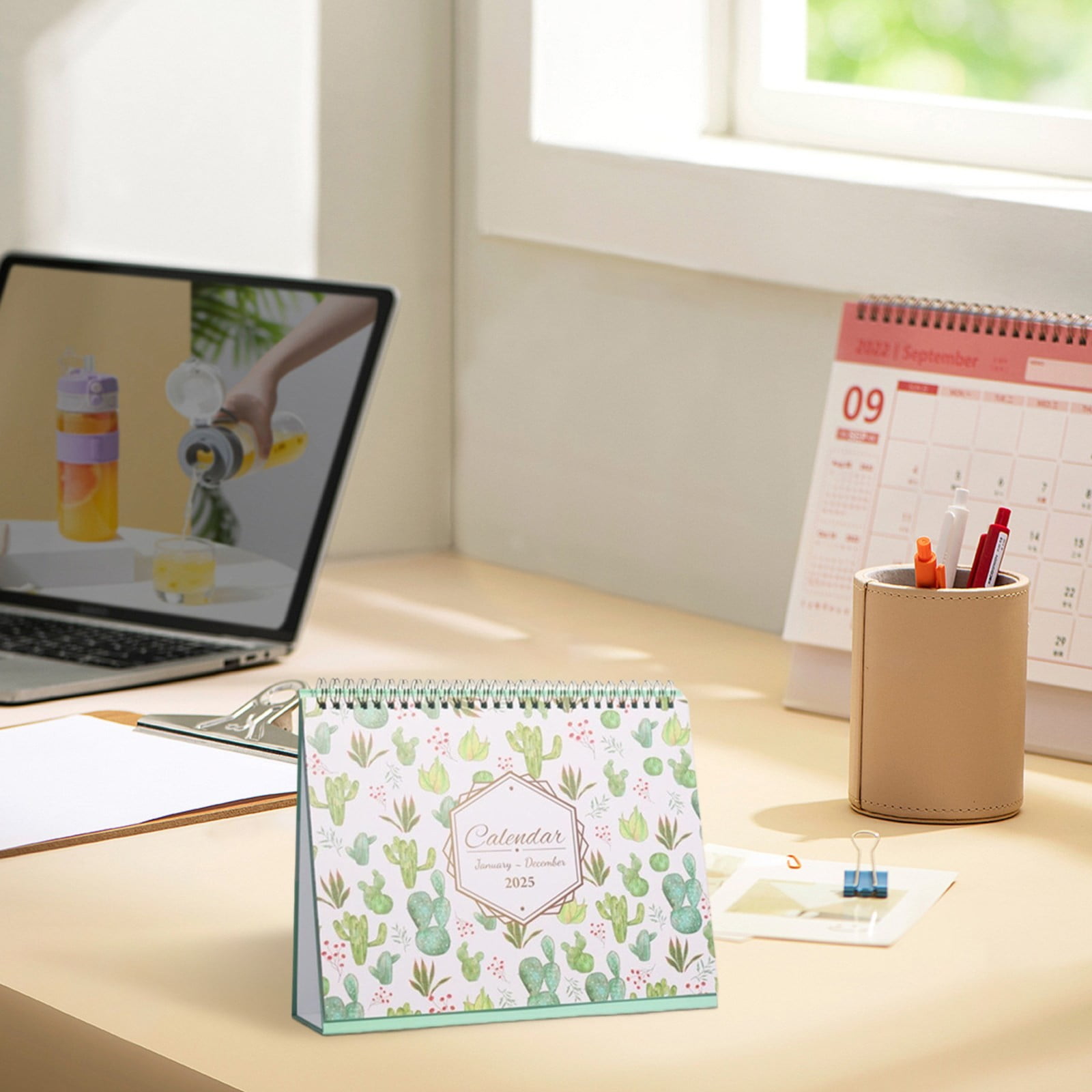 zhuxioush 2025 Desk Calendar Creative Desktop Monthly Calendar With