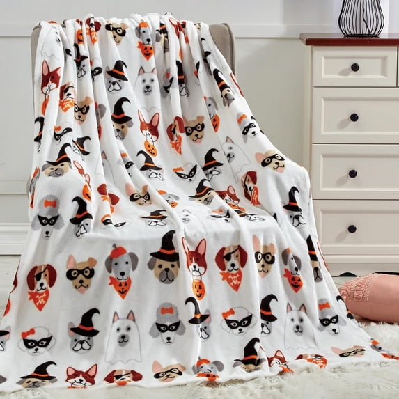 zuhoeo Lightweight Throw Blanket- Halloween Themed, Soft, Cozy and Plush- Throw Blankets, Perfect for Lounging This Spooky Season, 50 x 60 inches, Autumn Leaves, Throw Blanket